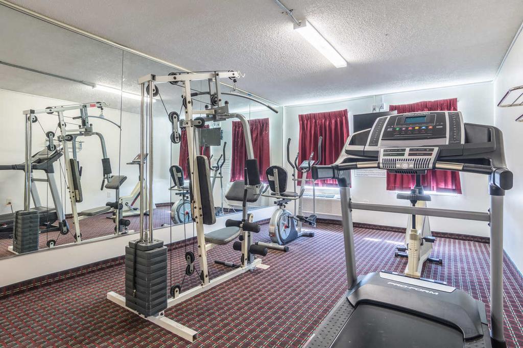 Quality Inn Акуърт Екстериор снимка